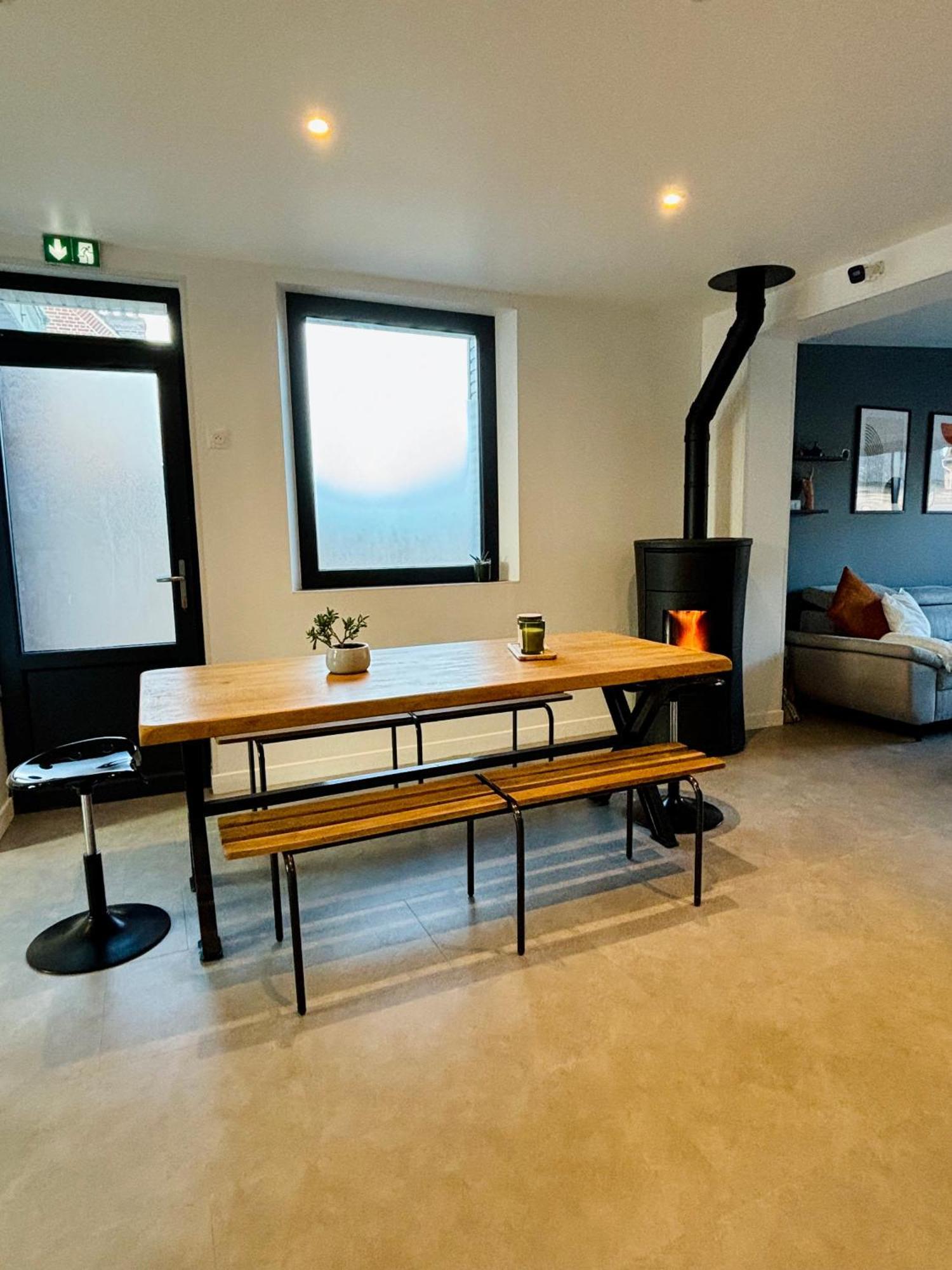 The Share House Apartment Tille Bagian luar foto